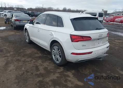 2018 Audi Q5 2.0T Premium z USA, uszkodzony, nr VIN WA1BNAFY2J2238252